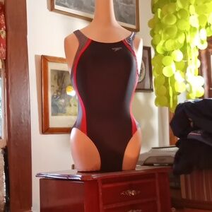COPY - 💲🤩2 For 10- Speedo One piece bathing performance swimsuit. Sz M.